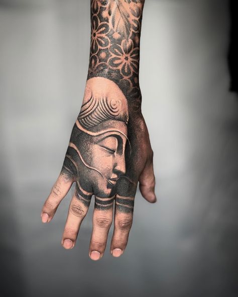 Hand Tattoos Buddha, Buddha Tattoo Design Full Hand, Buda Hand, Buddha Hand Tattoo, Tattoo Designs On Hand, Drawing Buddha, Buddhas Hand, Hand Tatto, Hand Tattoo Designs