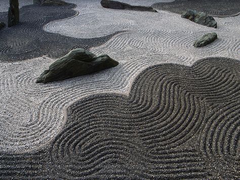 Zen Sand Garden, Zen Rock Garden, Zen Garden Design, Dry Garden, Japanese Zen, Landscape Quilts, Landscape Concept, Japanese Rock, Garden Landscape Design