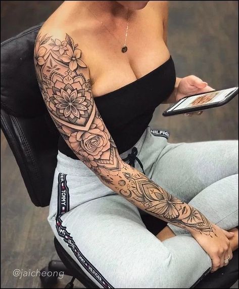 Geometric Tattoos, Cat Tattoos, Tiny Tattoo, Full Sleeve Tattoos, Arm Sleeve Tattoos, Badass Tattoos, Female Tattoo, Sleeve Tattoos For Women, Trendy Tattoos