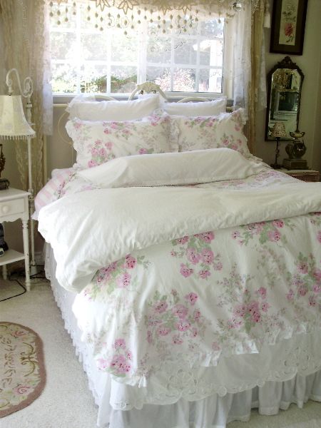 Summer Bedding Simply Shabby Chic, Shabby Chic Bedding, Shabby Chic Room, Shabby Chic Bedroom, Shabby Chic Bathroom, Shabby Chic Pink, Shabby Chic Bedrooms, Chic Bedroom, Shabby Chic Cottage