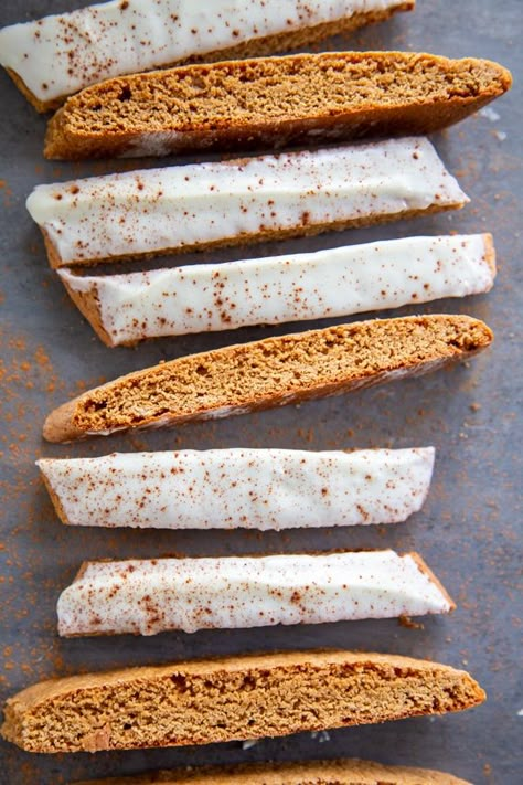 Gingerbread Biscotti Recipe, Gingerbread Biscotti, Biscotti Recipe, Crunchy Cookies, Holiday Cookie Recipes, Chocolate Wafers, Ground Ginger, Homemade Cookies, Molasses