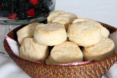 Almond Shortcake Biscuits Recipe Biscuits For Strawberry Shortcake, Shortcake Biscuits, Almond Biscuits, Tea Food, Almond Paste, Biscuits Recipe, Dinner Bread, Creamy Desserts, Quick Breads