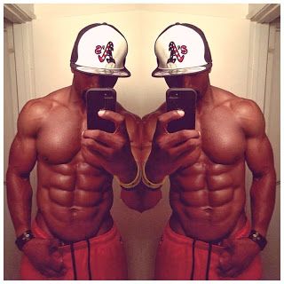 most developed 8 pack abs in the world http://aesthetic8packabsworkout.blogspot.com/2013/11/top-3-guys-with-most-ripped-8-pack.html 8 Pack Abs Men, Men Swag, Ripped Men, Black God, Green Coffee Bean Extract, Hunks Men, 6 Pack Abs, Swag Men, Healthy Routine