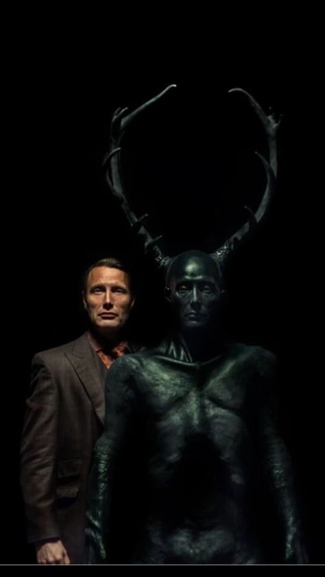 David Slade's latest masterpiece. And also one of the covers for the Hannibal Season One soundtrack Hannibal Wendigo, Hannibal Book, Hannibal Season 1, Hannibal Quotes, Hannibal Wallpaper, Hannibal Suit, Hannibal Actor, Art Haus, Hannibal Tv Show