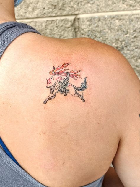 Okami micro tattoo by Skyler Espinoza at Ikonik Ink Tattoo in Lakewood CO. Okami Tattoo Ideas, Okami Tattoo Design, Okami Tattoo, Micro Tattoo, Matching Tattoo, Friend Tattoos, Tattoos Ideas, Tattoo Inspo, Ink Tattoo