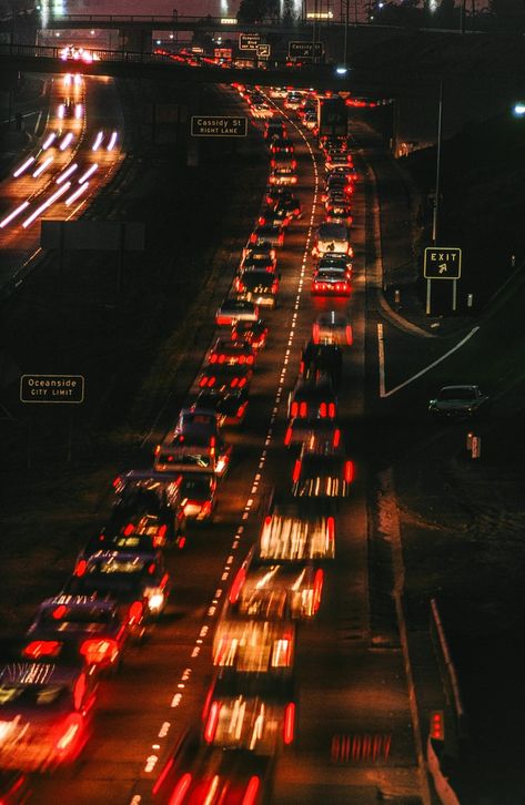 Loud Cars, Night City Photography, Traffic At Night, Cars At Night, Cars Night, Night Traffic, Night Life Aesthetic, Night Core, Night Street Photography