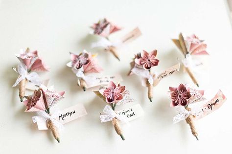 Japanese Wedding Theme, Origami Flower Bouquet, Paper Origami Flowers, Origami Bouquet, Japan Wedding, Origami Wedding, Origami Ball, Origami Decoration, Madeline Gardner