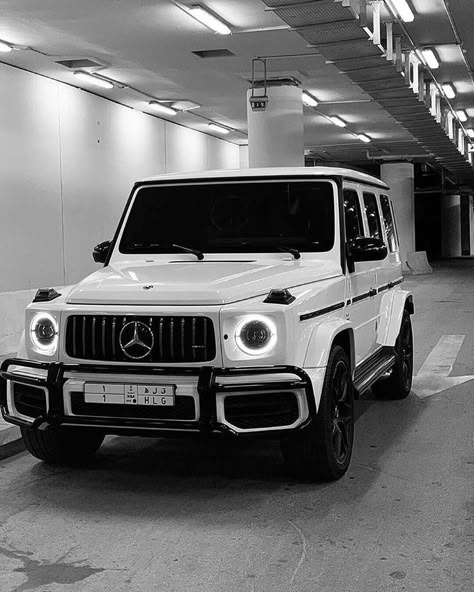 Wallpaper Hippie, Tmax Yamaha, Dream Cars Mercedes, مرسيدس بنز, Cars Mercedes, Mercedes Benz G Class, Dream Cars Jeep, Benz G Class, Lux Cars