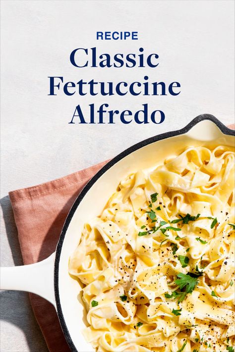 Luscious ribbons of fettuccine pasta cloaked with Parm and butter. Classic Fettuccine Alfredo—a signature cozy comfort unlike any other. Fettuccini Alfredo, Oven Ready Lasagna, Pasta Varieties, Pasta Alfredo, Fettuccine Alfredo Recipes, Easy Lasagna Recipe, Fettuccine Pasta, Alfredo Recipe, Pasta Dinners