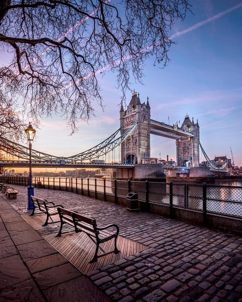 9 of the Most Instagrammable Places in London London Wallpaper, London Dreams, Tower Bridge London, London Aesthetic, Dream Place, Set Designs, London Places, London Photography, London Bridge