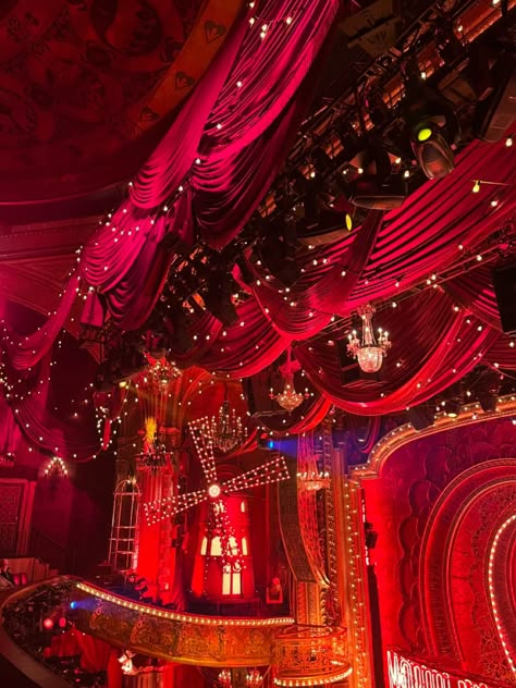 Moulin Rouge West End, Burlesque Interior, Burlesque Aesthetic Room, Vaudeville Aesthetic, Burlesque Lounge, Moulin Rouge Aesthetic, Burlesque Aesthetic, Burlesque Inspiration, Twelve Dancing Princesses