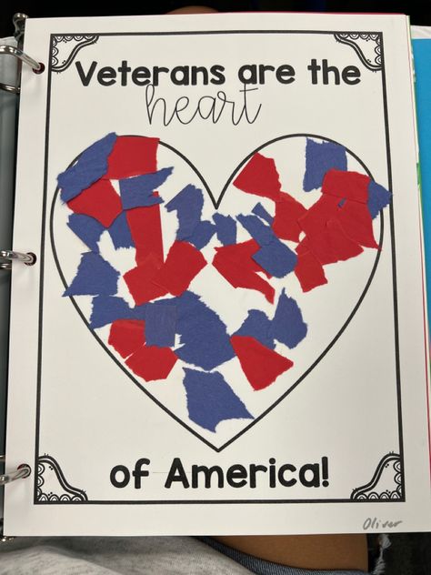 Veterans Day Toddler Activities, Veterans Day Art For Toddlers, Valentines For Veterans, Prek Veterans Day Activities, Diy Veterans Day Cards, Veterans Day Prek, Veteran’s Day Craft Preschool, Veterans Day Activities, Printable Circles