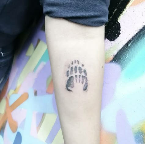 Brother Bear Paw Tattoo, Brother Bear Tattoo, Hand Print Tattoos, Bear Paw Tattoos, Brother Tattoos, Native Tattoos, New Tattoo Designs, Stylish Tattoo, Bear Tattoos