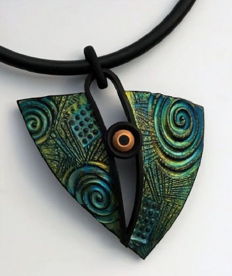 Texture Plates, Polymer Clay Jewelry Tutorials, Terracotta Jewellery, Polymer Clay Jewelry Diy, Craft Jewelry, Polymer Jewelry, Polymer Clay Necklace, Clay Jewelry Diy, Handmade Fashion Jewelry