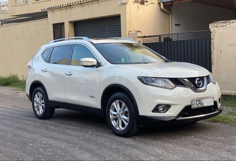 Nissan X-trail 2015 Safety / Auto Break System Leather Seats Day Lights Electric Power Boot Dual Climate Control Multifunction Lease Can Be Arranged Negotiable After Inspection රථය පරීක්ෂා කිරීමෙන් පසු මිල ගනන් පිළිබඳව සාකච්ඡා කරනු ලැබේ. SriCars 777665445 / 777874443 Nissan Patrol Nismo 2022, Nissan X Trail, Nissan Pathfinder 2008, Nissan Xtrail, Nissan Pathfinder 2005, Leather Seats, X Trail, Climate Control, Nissan Pathfinder