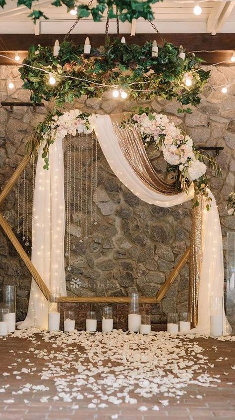 7 Wedding Arches That Will Instantly Upgrade Your Ceremony - Hexagon wedding arch with neutral flower - geometric wedding ideas #weddingarch #geometricwedding Wedding Ceremony Backdrop Indoor, Hexagon Wedding, Modern Wedding Ceremony, Wedding Wall Art, Indoor Wedding Ceremonies, Elegant Modern Wedding, Wedding Ceremony Arch, Rustic Wedding Decorations, Wedding Arbour