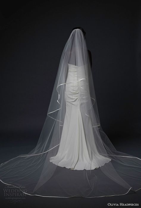 Dramatic Veil, Simple Wedding Veil, Lace Headpiece, Bridal Veils And Headpieces, Dramatic Romantic, Long Veil Wedding, Bridal Hair Veil, Veils Bridal, Beautiful Veil