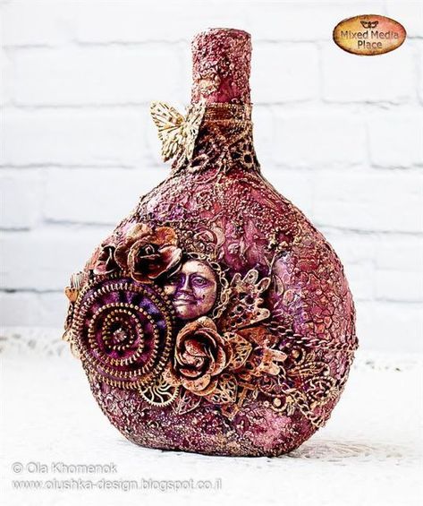 Altered Bottles Tutorial, Altered Jars, Decorative Bottles, Empty Wine Bottles, Decorated Bottle, Jar Art, Wine Glass Art, Glass Bottles Art, Wine Bottle Art