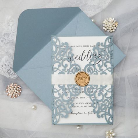 6 Most Innovative Wedding Color Ideas for Spring and Summer - Elegantweddinginvites.com Blog Winter Wedding Color Palette, Wedding Invitation Trends, Blue And White Wedding, Wedding Color Trends, Blue Laser, Glitter Wedding Invitations, Monogram Wedding Invitations, Winter Wedding Colors, Pocket Wedding Invitations