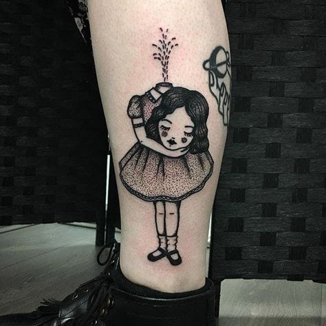 Sarah Whitehouse Tattoo, Scary Tattoo Ideas, Universe Tattoo, Peony Tattoo, Doll Tattoo, Scary Tattoos, Creepy Tattoos, Spooky Tattoos, Gothic Tattoo