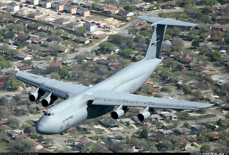 Lockheed "C-5A"'Galaxy" (L-500), 70-0451.  San Antonio- Lackland AFB / Kelly Field Annex (Kelly AFB) (SKF/KSKF), Texas, USA.  02.03.2007. C5 Galaxy Plane, C5 Galaxy, Plane Pics, C 5 Galaxy, Lackland Afb, Military Aviation, Aviation Photography, United States Air Force, Flight Deck