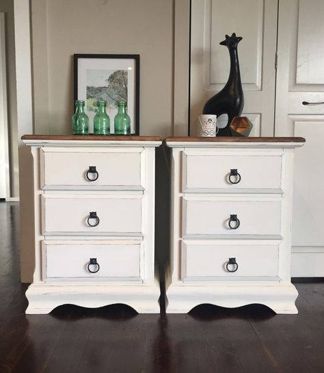 White Bed Side Table, Bedside Table Makeover, Flipped Furniture, Painted Nightstands, Painted Bedside Tables, Pine Bedside Table, Furniture Remodel, White Nightstands, Side Table Makeover