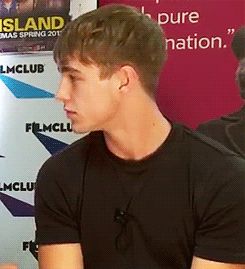 the best nico mirallegro gif (ok I mean the sexiest) Fin Nelson, Finn Nelson, Nico Mirallegro, Indie Boy, Andrew Mccarthy, Luke Grimes, Tom Mison, Eddie Izzard, Just A Dream