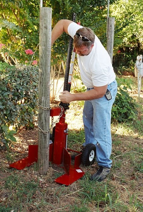 Post Hole Digger, Machining Metal Projects, Stump Removal, Fence Toppers, Fence Stain, Loading Dock, Privacy Fence Designs, Diy Fence, Aluminum Fence