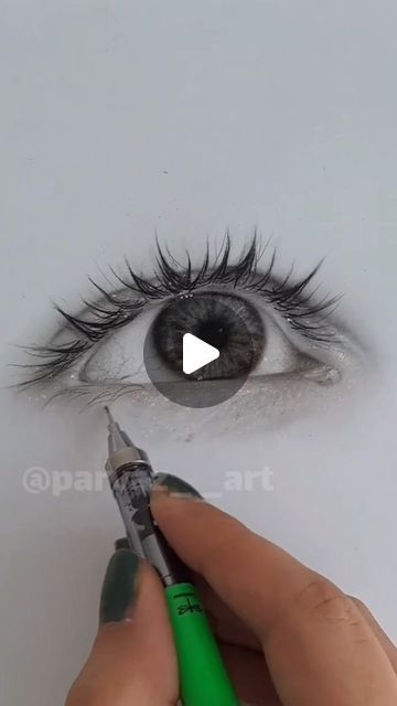 How To Draw Eyes Looking Up, Realism Art Pencil Sketches, Drawing People Realistic, Hyper Realism Drawing, Eye Drawing Pencil, Realistic Eye Sketch, Drawing Pencil Art, Hands Portrait, Realistic Eye Drawing