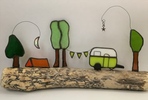 Nature Stained Glass Patterns, Cool Stained Glass Ideas, Stained Glass Camper Pattern, Camping Stained Glass Patterns, Stained Glass Art Patterns, Driftwood Stained Glass Art, Stained Glass Camping, Modern Stained Glass Art, Driftwood And Stained Glass Art