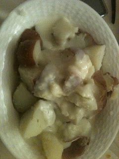 New Potatoes With White Sauce, New Potatoes And White Gravy, Potatoes And White Sauce, Potatoes With White Sauce, Potatoes In White Sauce, Boiled Red Potatoes, White Cream Sauce, Making White Sauce, Potato Sauce