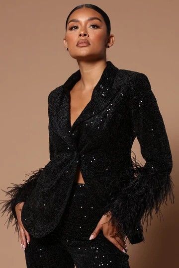 Rhinestone Blazer, Glitter Suit, Feather Outfit, Cocktail Suit, Sequin Flare Pants, All Black Suit, Sequin Suit, Dress Outfits Party, Cocktail Party Outfit