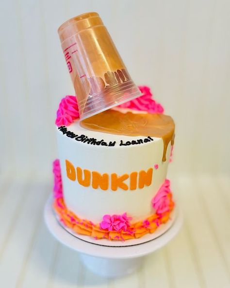 Dunkin Donuts Cake Birthday, Dunkin Birthday Cake, Dunkin Cake Ideas, Dunkin’ Donuts Cake, Dunkin Birthday Party, Dunkin Donut Cake, Dunkin Party, Dunkin Dounuts, Coffee Cake Decoration