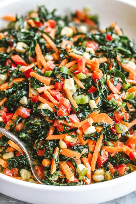 Chopped Kale Salad - #kale #salad #recipe #eatwell101 - A finely chopped kale salad recipe that will make you feel full and healthy for the rest of the day. Try this kale salad asap! - #recipe by #eatwell101® Chopped Kale Salad Recipes, Vegetarian Kale Recipes, Low Carb Turkey Meatballs, Chopped Kale Salad, Go To Dinners, Food Dairy Free, Meatball Casserole Recipe, Trim Healthy Mama Recipe, Kale Salads