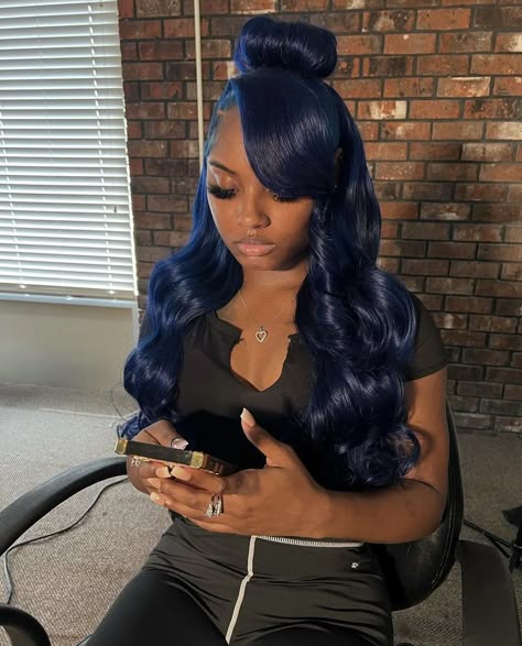 Blue Frontal Dark Skin, Royal Blue Hairstyles, Blue Hair For Black Women, Navy Blue Wig, Blue Hair Black Women, Laid Hairstyles, Trap Aesthetic, Blue Hairstyles, Midnight Blue Hair