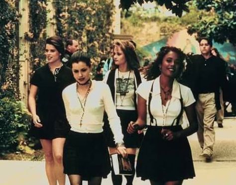 22 years ago today,(May 3,1996),The Craft was released! Excellent film & soundtrack. Movie Fashion Outfits, The Craft 1996, The Craft Movie, 90s Girl, Movie Fashion, The Villain, Scary Movies, The Craft, Goth Fashion