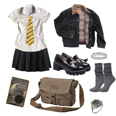 made by me <3 Harry Potter Clothes Hufflepuff, Huffle Puff Outfits, Modern Hufflepuff Outfits, Hufflepuff Outfit Uniform, Hogwarts Inspired Outfits, Hufflepuff Uniform, Hufflepuff Outfit, Fantasy Universe, Harry Potter Girl