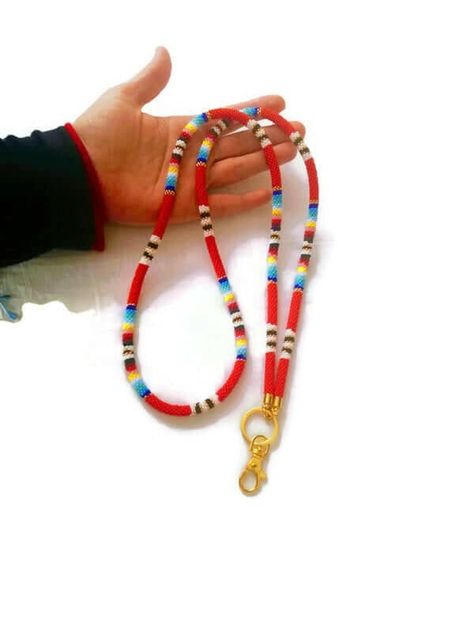 Long Keychain, Lanyard Diy, Crochet Lanyard, Id Card Lanyard, Beadwork Jewelry, Native American Beadwork Patterns, Beadwork Bracelet, Crochet Beaded Bracelets, Lanyard Necklace