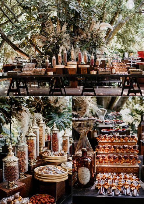 Antique Mexican Wedding, Mexican Wedding Decor Ideas, Jazz Inspired Wedding, Mexican Wedding Details, Mexican Food At Wedding, Mexican Wedding Food Ideas, Colonial Wedding Theme, Wedding Mexican Food, Mexican Food Wedding Reception