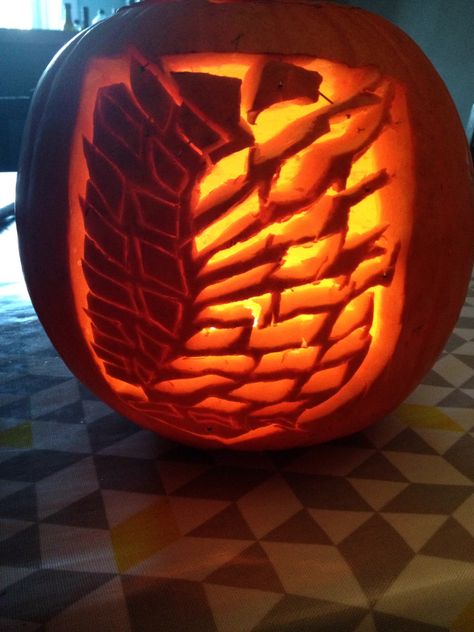 My finished masterpiece for this years Halloween! ATTACK ON TITAN PUMPKIN!!!!!!!!!!!!!!Omg I feel amazing after making that Attack On Titan Pumpkin, Creative Things, So Cool, Pumpkin Carving, Attack On Titan, Carving, Holidays, Halloween, Anime