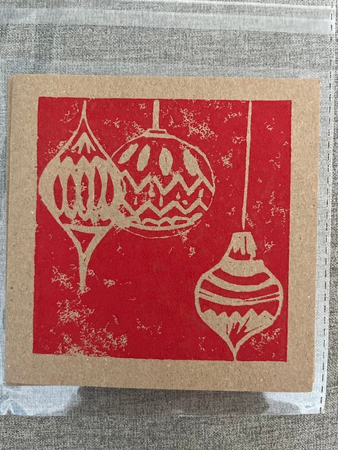 Lino Cut Christmas Card Designs, Festive Lino Print, Holly Lino Print, Block Printing Christmas, Lino Printed Christmas Cards, Lino Print Ideas Christmas, Linoleum Print Ideas Christmas, Printmaking Christmas Cards, Holiday Block Print