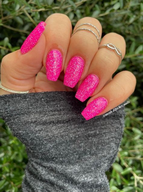 Hot Pink Glitter Nails Acrylic, Neon Pink Nails With Glitter, Pink Sparkly Nails, Elite Nails, Bright Pink Nails, Neon Pink Nails, Barbie Nails, Opal Nails, Glitter Nails Acrylic