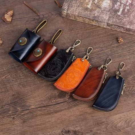 WR21122703 Car key case hand rubbed color cowhide keychain bag size：5.5*2*11.5 Material：Genuine Leather Cowhide Keychain, Belt Key Holder, Flower Wallet, Buckle Bag, Car Key Holder, Buckle Bags, Key Wallet, Keychain Bag, Key Case