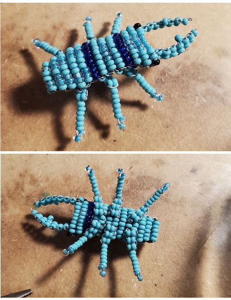 Wire stag beetle custom blue bug, insect Beetle Bead Pattern, Beaded Beetle Tutorial, Beetle Sewing Pattern, Beaded Beetle, Kandi Jewelry, Bead Bugs, Pony Bead Animals, Bead Animals, Glass Bead Crafts