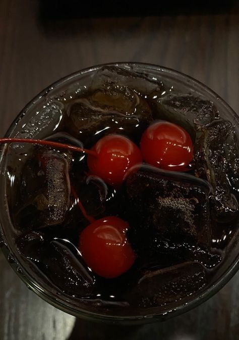 Bookmarks / X Vodka Coke, Cherry Coke, Cherry Baby, Cherry Wine, Random Aesthetic, Beef Wellington, Summer Cocktail Recipes, Cherry Cola, Pretty Drinks