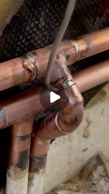 Matthew Marciniak on Instagram: "Creating a tight cross over and soldering up 👌 #asmr #asmrsounds #plumbing #toolbag #pipes #tools #cleancopper #plumbertools #pressfit #soldering #copper #handtools #work #diy #howto #plumber" Plumbing Tools Tips And Tricks, Copper Pipe Art, Soldering Copper Pipe, Plumbing Rough In, Copper Solder, Water Pipe Fittings, Soldering Tools, Diy Handyman, Copper Work