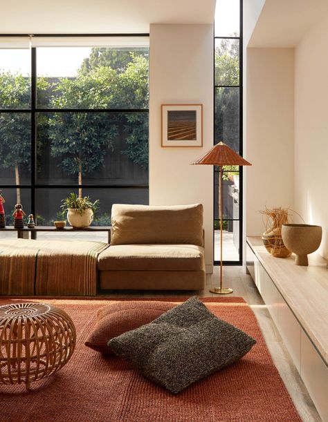 A Contemporary New Home Grounded In An Earthy, Natural Palette Contemporary Living Room Chairs, Melbourne House, Vogue Living, Prefabricated Houses, Style Deco, Contemporary Interior Design, The Design Files, Contemporary Living Room, Lounge Room