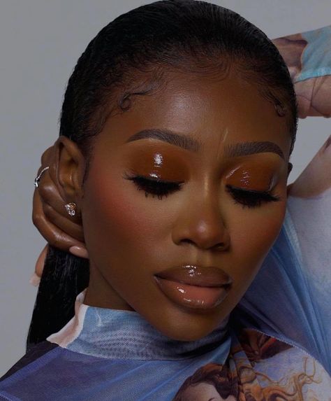 No Make Up Make Up Look Black Women, No Make Up Make Up Look, Makeup For Black Skin, Brown Skin Makeup, Glossy Makeup, Birthday Shoot, Glam Makeup Look, Dope Makeup, Makeup Eye Looks