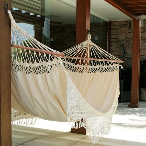 Top 3 favorite beautiful hammocks for lazy summer naps - FRENCH COUNTRY COTTAGE Brazilian Hammock, Bohemian Decoration, Hammock Stands, Tropical Nature, Hammock Accessories, Spreader Bar, Hammock Stand, Rv Remodel, Hammock Chair