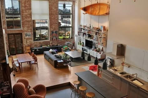 Williamsburg Brooklyn Apartment, New Yorker Loft, Nyc Loft, Loft Stil, Brooklyn Apartment, 아파트 인테리어, Loft Living, Loft Design, Contemporary House Design